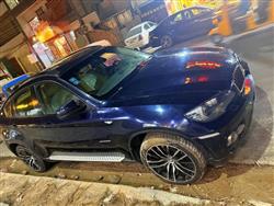 بی ئێم دەبڵیو X6